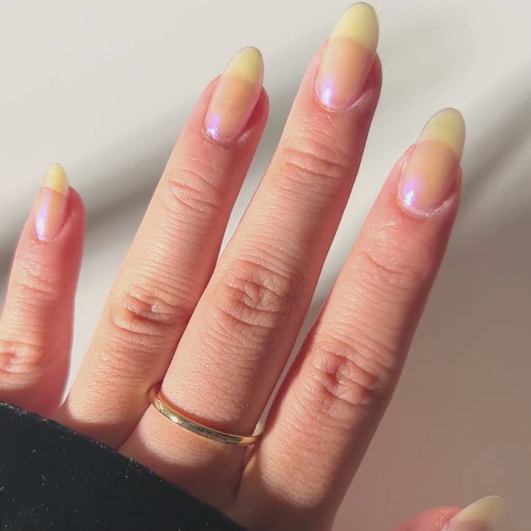 Glazed Plum - Metallic Nail Powder